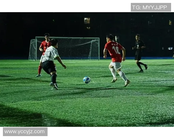 足球盛宴尽显风采 球星精彩瞬间回顾与精彩绝技集锦